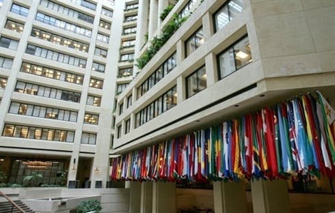 Illustration — Afrique subsaharienne : la Banque mondiale revoit la croissance à 4 % en 2026, le Sénégal pénalisé par la révélation d'une dette cachée