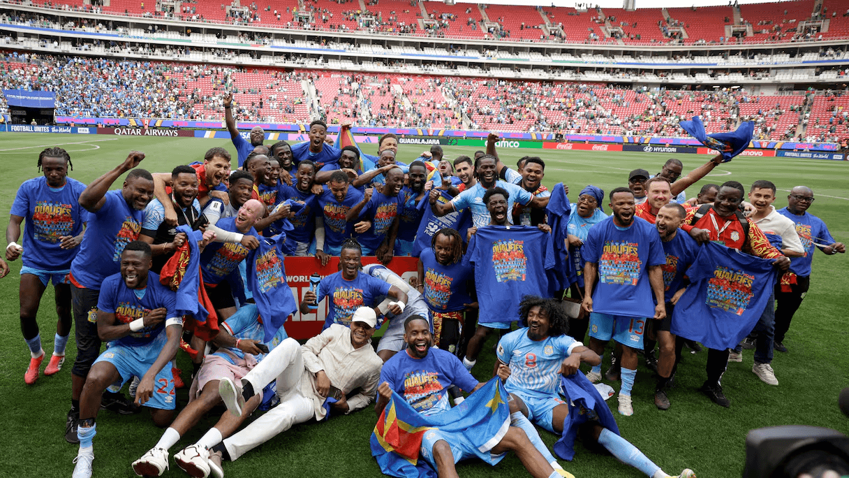 Illustration — RDC au Mondial 2026 : les Léopards rugissent 52 ans après le Zaïre. Un peuple en guerre envoie une équipe au monde